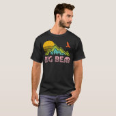 カリフォルニア州ビッグベアレイクのレトロな雰囲気 Tシャツ (正面フル)