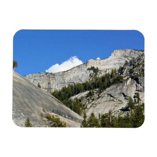 カリフォルニア州ヨセミテのテナヤ湖の花崗岩の山々 マグネット (横)