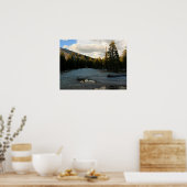 カリフォルニア州ヨセミテ州トゥールムネメドウズのレンバルトドーム ポスター (キッチン)