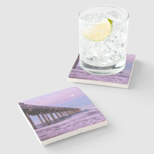 カリフォルニア州埠頭上の紫の夜明け ストーンコースター (横)