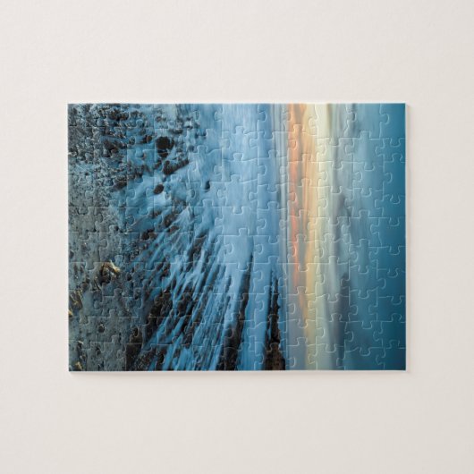 カリフォルニア州夕暮れの青い海の岬 ジグソーパズル (横)