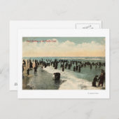 カリフォルニア州太平洋岸で泳ぐ群衆 ポストカード (正面/裏面)