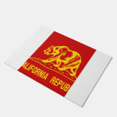 カリフォルニア州赤共産国旗 ドアマット (アングル)