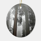 カリフォルニア州霧の中の巨大なセコイアの木 セラミックオーナメント (左)