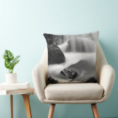 カリフォルニア州B&W滝 クッション (椅子)