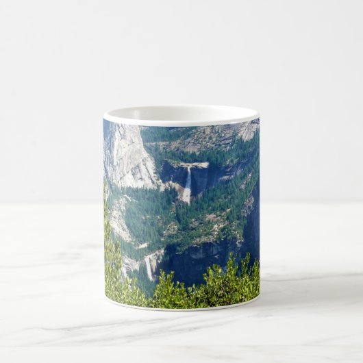 カリフォルニア州Glacier PointのVernal & Nevada秋 コーヒーマグカップ (中央)