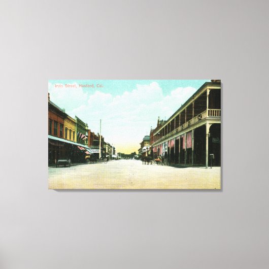 カリフォルニア州Irvin StreetHanfordのビュー キャンバスプリント (正面)