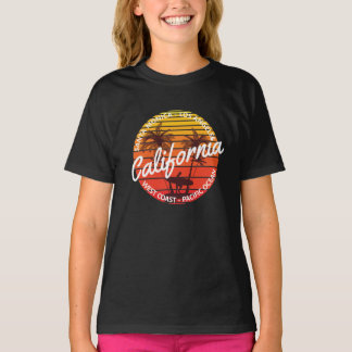 カリフォルニア・サーフ、夏のビーチビブTシャツ Tシャツ
