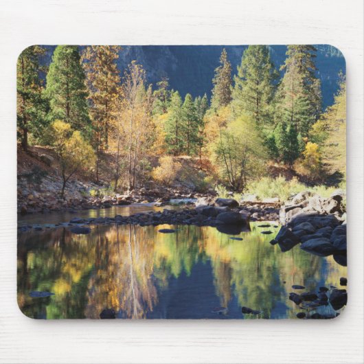 カリフォルニア、シエラネバダ山脈、ヨセミテ4 マウスパッド (正面)