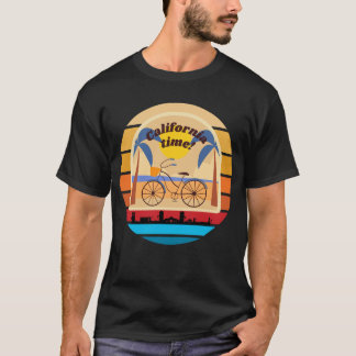 カリフォルニア・ドリーミン 日没とヤシの木 Tシャツ