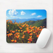 カリフォルニア・ポピーで覆われた丘陵 マウスパッド (マウス)