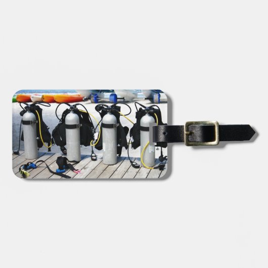 カリブのスキューバダイビングのための酸素タンク ラゲッジタグ (正面横)