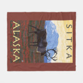 カリブー場面- Sitka、アラスカ フリースブランケット (正面(横))