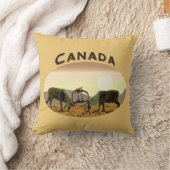 カリブー・デュエル – カナダ クッション (ブランケット)