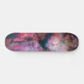 カリーナの豪華な星形成星雲 スケートボード (横)