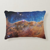 カリーナ星雲の宇宙の崖、ジェームズ・ウェッブ高解像度 アクセントクッション (正面)