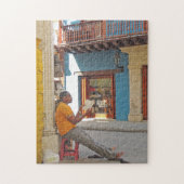 カルタヘナコロンビアの通りで読むこと ジグソーパズル (縦)