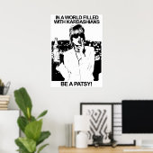 カルダシアンに満ちた世界でパタシーになる ポスター (ホームオフィス)