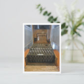 カルテポストエニグマ ポストカード (スタンド正面)