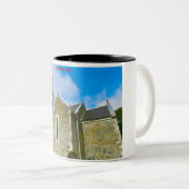 カルナウェイ、キルカレン、キルデア ツートーンマグカップ (正面右)