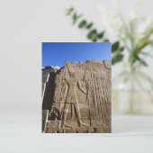 カルナック神殿の壁に刻まれた古代の象形文字、 ポストカード (スタンド正面)