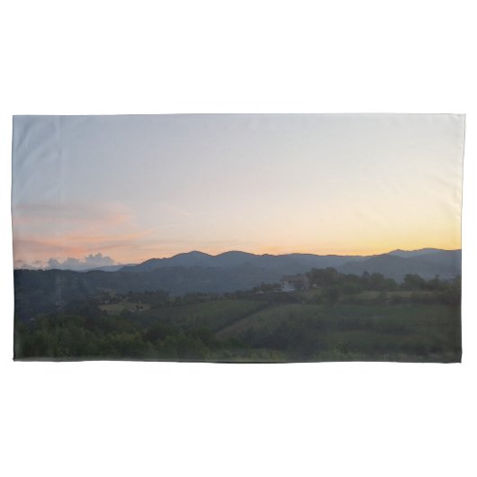 カルパチアの夕日 - ルーマニアの山岳写真 枕カバー (正面左)