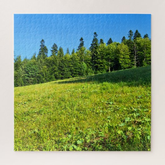 カルパチアの緑の牧草地 – ルーマニアの山のプリント ジグソーパズル (縦)