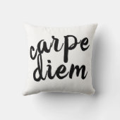 カルペディエム白黒はっきりした引用文モダン クッション (裏面)