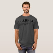 カルマがそれをやり返す サラシスティックな名言 男の子 Tシャツ (正面フル)