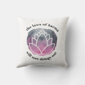 カルマことわざのホワイトロータスの法律感動的 クッション (裏面)