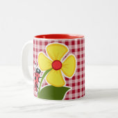 カルミンの赤のギンガムのてんとう虫 ツートーンマグカップ (正面左)