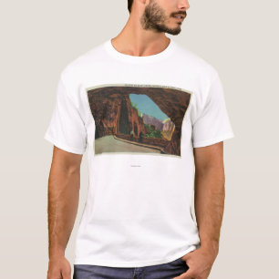カルメル山のハイウェーのギャラリーの眺め Tシャツ