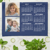 カレンダーと4フォトコラージュ – Navy Blue キッチンタオル (折り畳み)