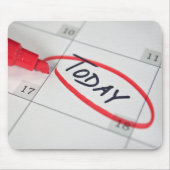 カレンダー上の赤い円 マウスパッド (正面)