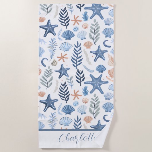 カワイイの名パーソナライズされた前 ビーチタオル (正面)