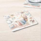 カワイイ来ズ近日発表招待状 スクエアペーパーコースター (アングル)