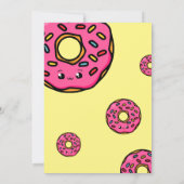 カワイトかわいいズドーナツイエロージョイントツイン第1誕生日 招待状 (裏面)