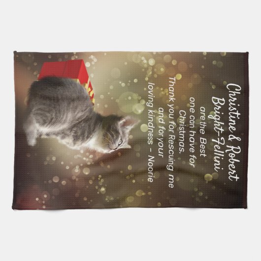 カワイトグレーの子猫と赤い箱のフェスティバルカスタムクリスマス キッチンタオル (横)