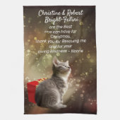 カワイトグレーの子猫と赤い箱のフェスティバルカスタムクリスマス キッチンタオル (縦)