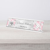 カワイトフクロウさくらんぼブラッズピンクグリッターシルバー デスクネームプレート (正面)