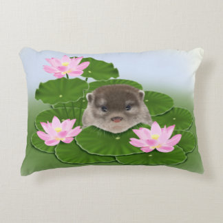 カワウソおよびはすの花 アクセントクッション