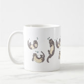 カワウソの泳ぐ陶器マグカップ コーヒーマグカップ (左)