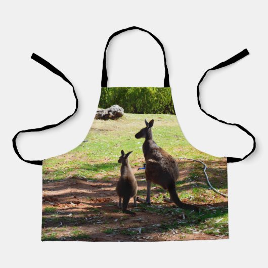カンガルーと彼女のジョーイ、キッズフルプリントエプロン エプロン (正面)