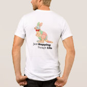 カンガルーのデザイン Just Hopping Through Life トライブレンドTシャツ (裏面)