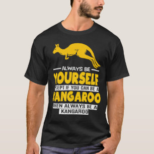 カンガルーはいつも自分のパウチジョーイ·オージー Tシャツ