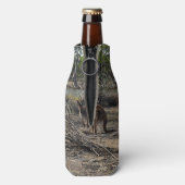 カンガルーはオーストラリアの郊外に位置する。 ボトルクーラー (ボトル裏面)