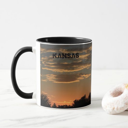 カンザスサンセットカラフル雲。 マグカップ (ドーナツ)