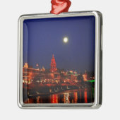 カンザスシティの広場のクリスマスの照明のオーナメント メタルオーナメント (左)