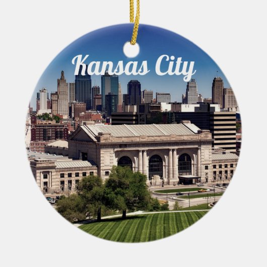 カンザスシティミズーリのダウンタウン写真 セラミックオーナメント (正面)