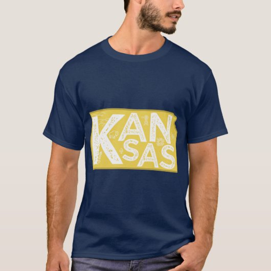 カンザス州地図タイポグラフィ ゴールド Tシャツ (正面)